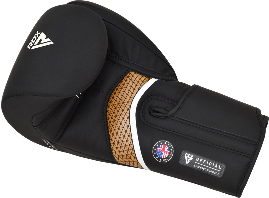 RDX BOXING BOXING GLOVE AURA PLUS T-17